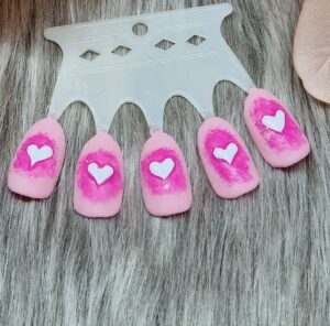 Negle med hjerter