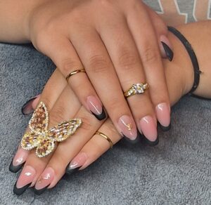 Franske negle i sort