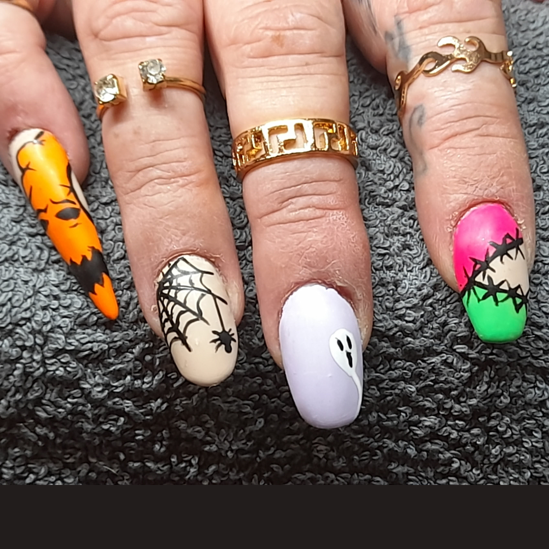 Halloween negle håndmalet